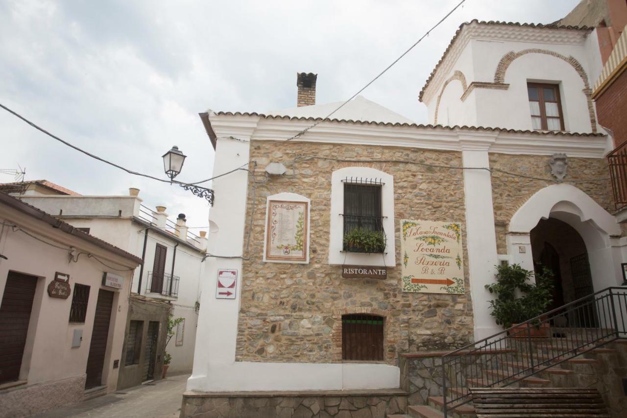 La Casa Incantata Rocca Imperiale Exterior foto